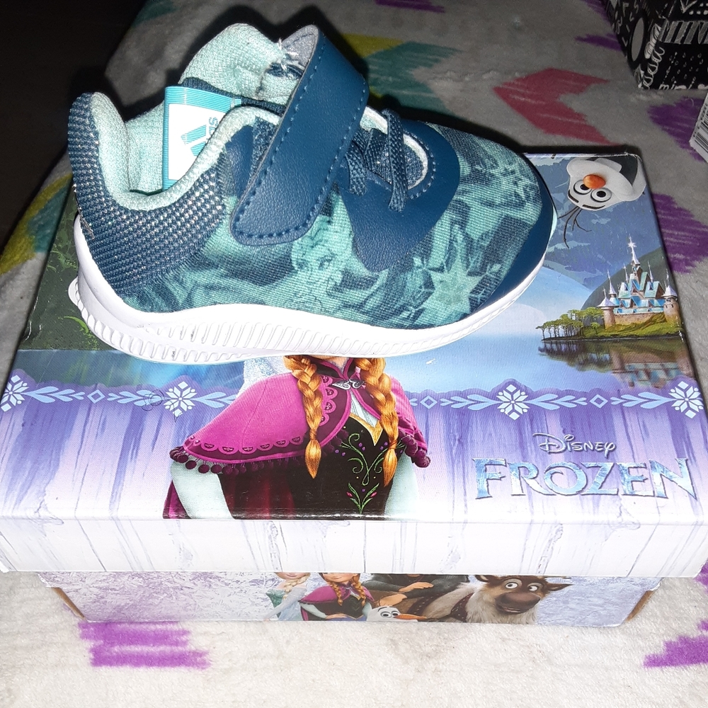 Toddler sneaker
